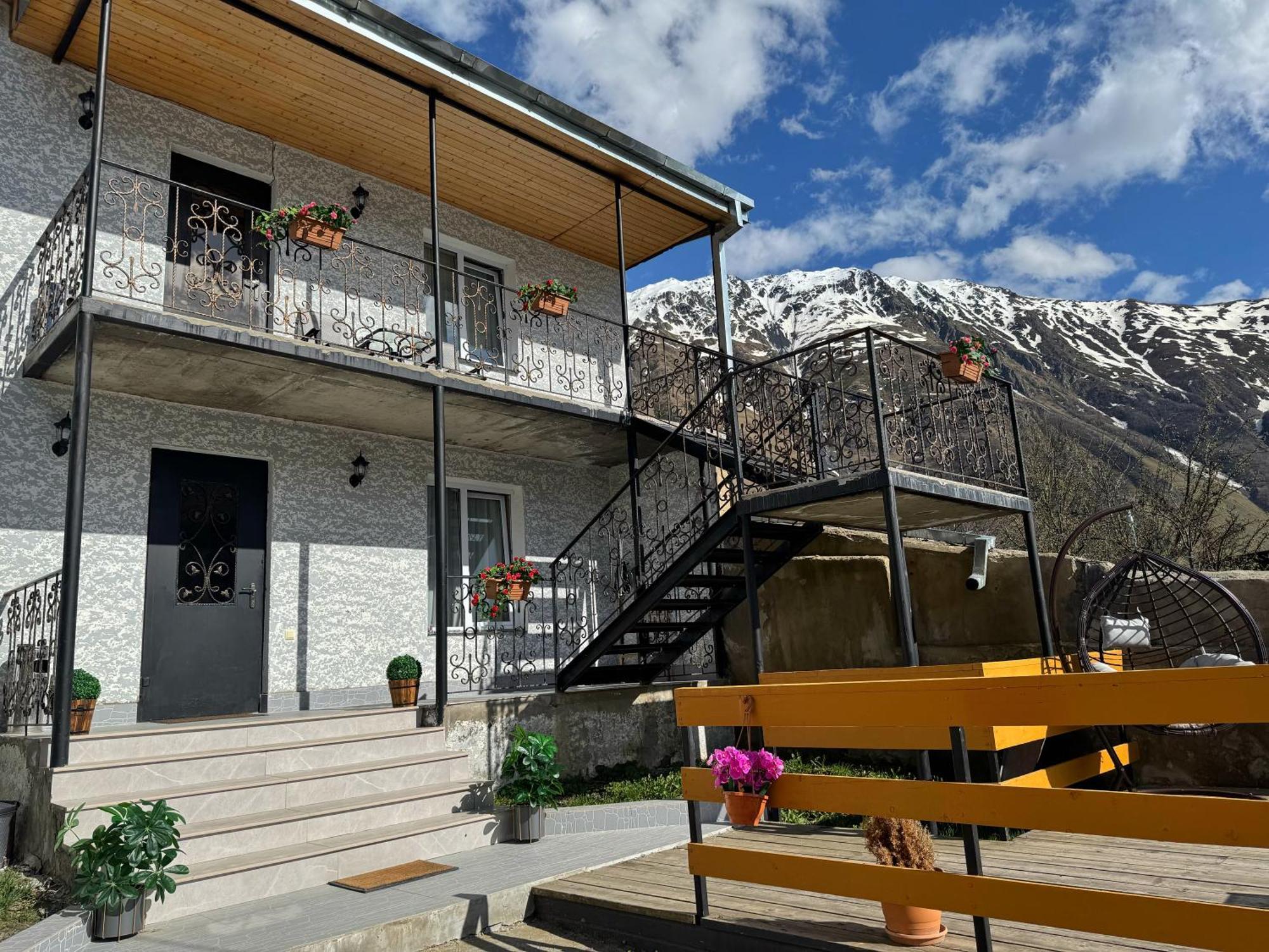 Hotel Elia Kazbegi المظهر الخارجي الصورة